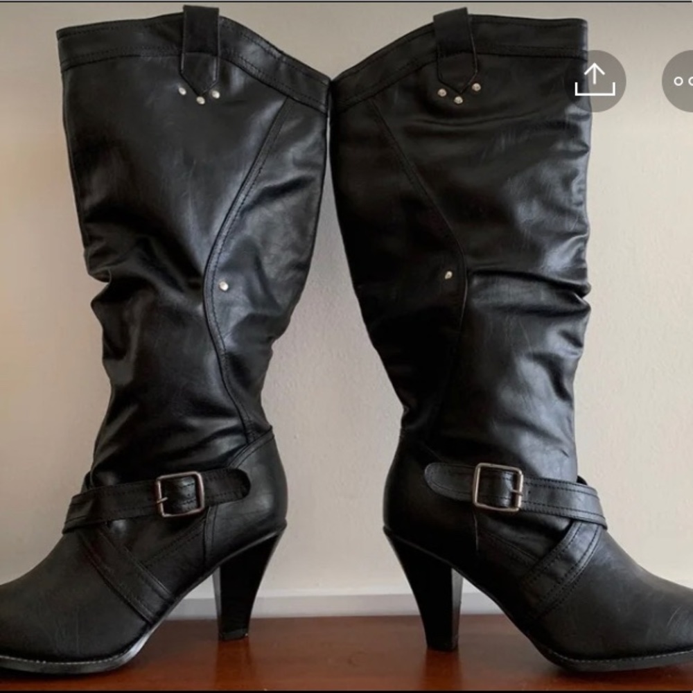 Black boots